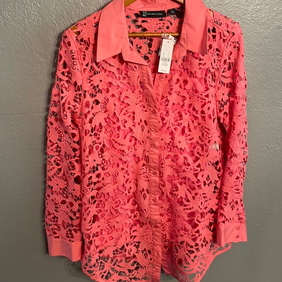 New York & Company Lace overlay Button down top - New with tags - Picture 1 of 7